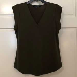 Olive cap sleeve top